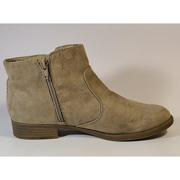 G By Guess Women's Beige Ankle Bootie Boots  Zipper With Tassels Size 6 M - Picture 7 of 9